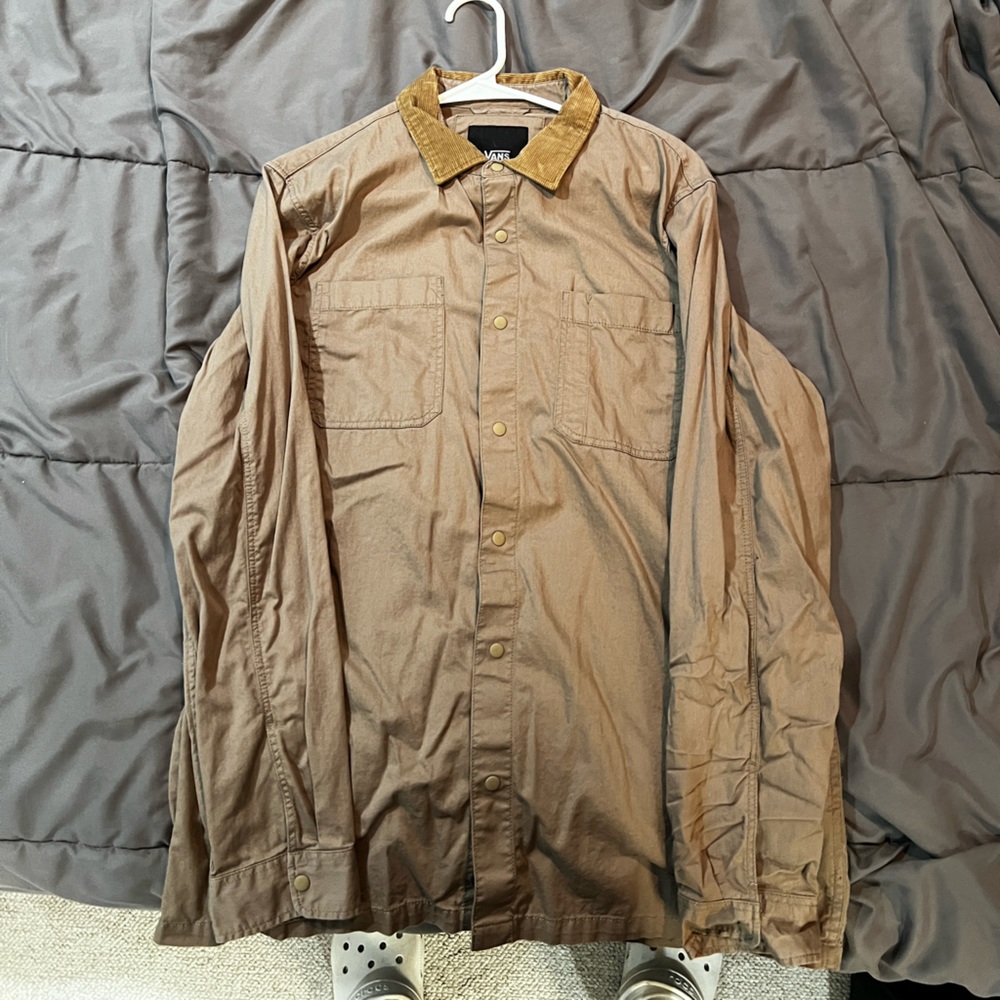 VANS LONG SLEEVE BOTTON UP WITH CORDUROY COLLAR